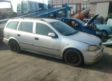 Dezmembrez Opel Astra 2001